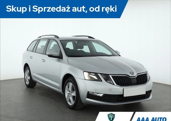 Skoda Octavia cena 52501 przebieg: 198290, rok produkcji 2018 z Ostroróg małe 211